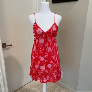 Selling M size red/pink sun dress